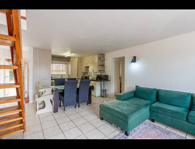 4 BEDROOM CLUSTER FOR SALE IN BROADACRES